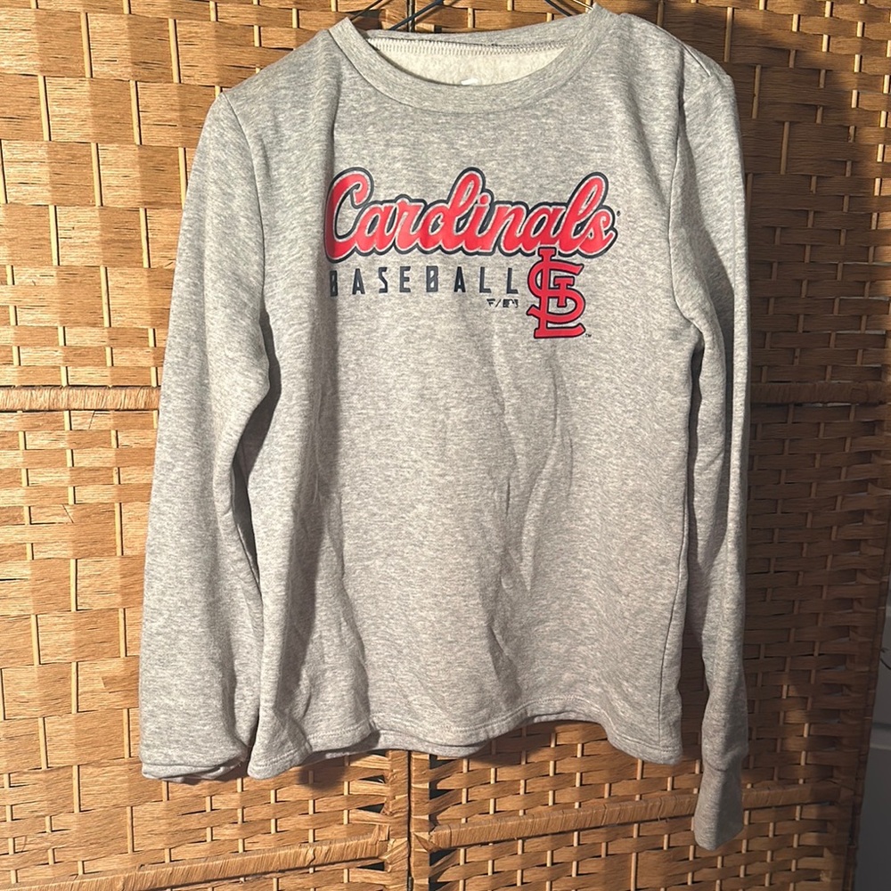 Ladies Cardinals Sweatshirt long sleeve like new